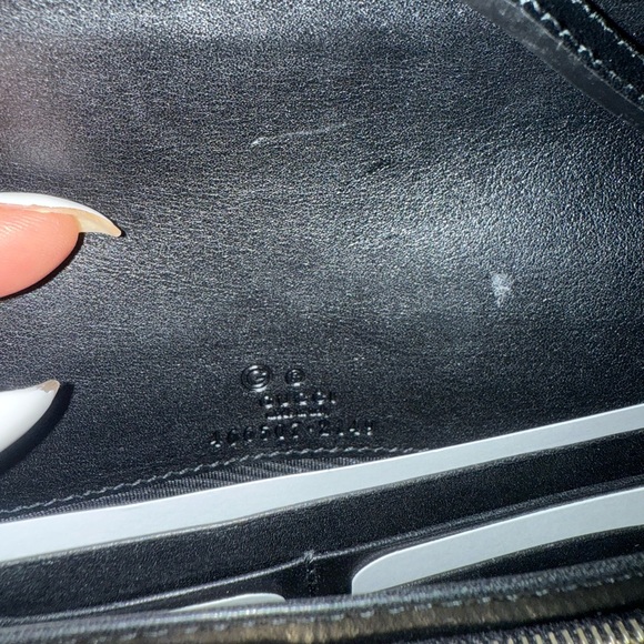 Gucci Embossed Black Crossbody Bag - Picture 5 of 8